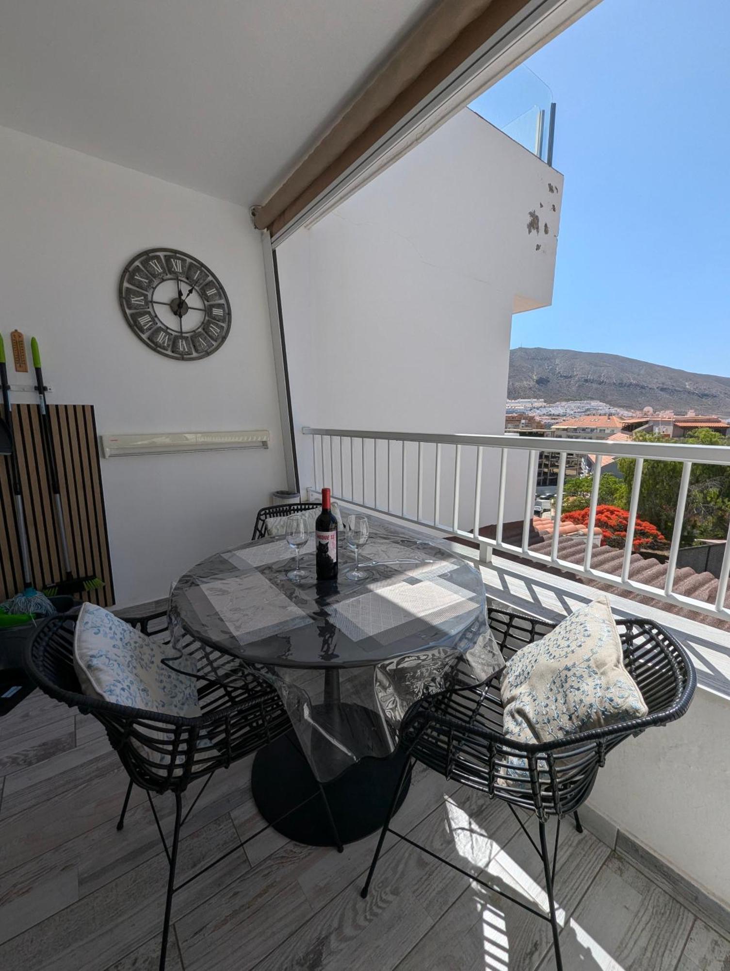 Cozy Apartment In Los Cristianos Guincho  المظهر الخارجي الصورة
