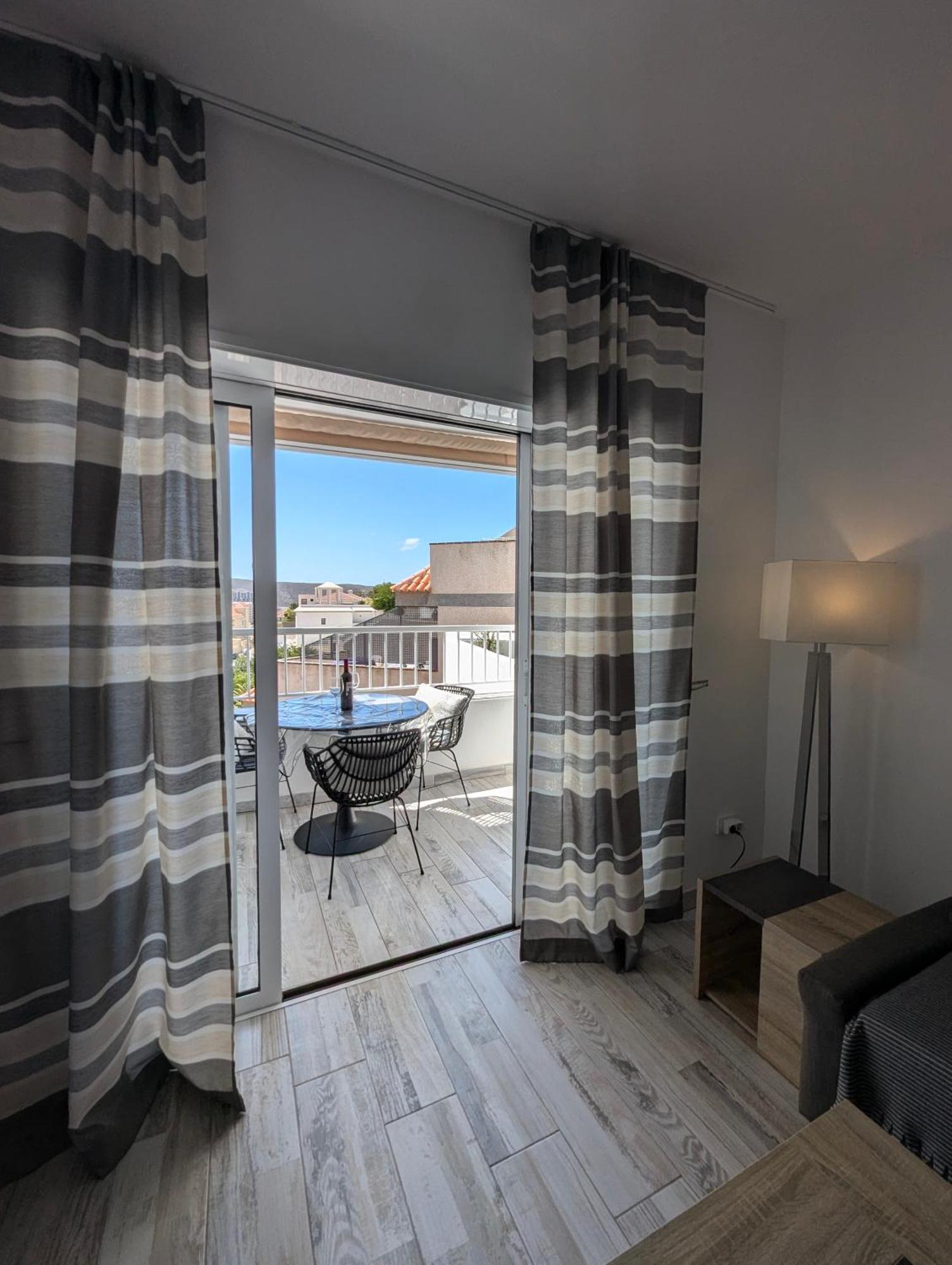Cozy Apartment In Los Cristianos Guincho  المظهر الخارجي الصورة