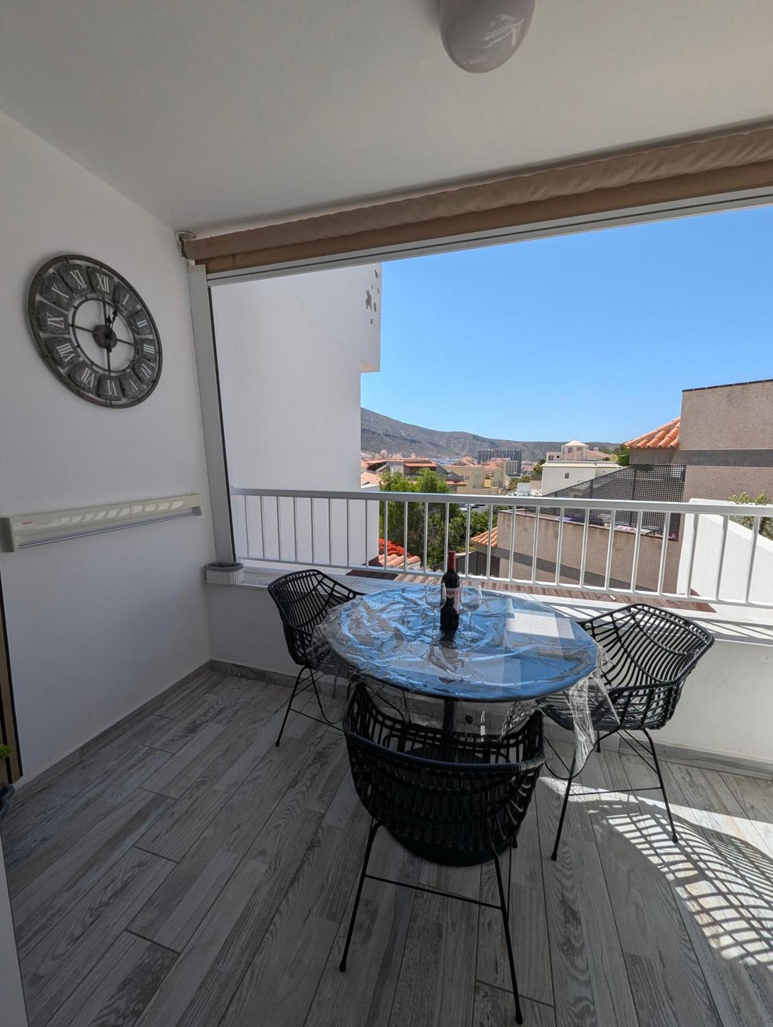 Cozy Apartment In Los Cristianos Guincho  المظهر الخارجي الصورة