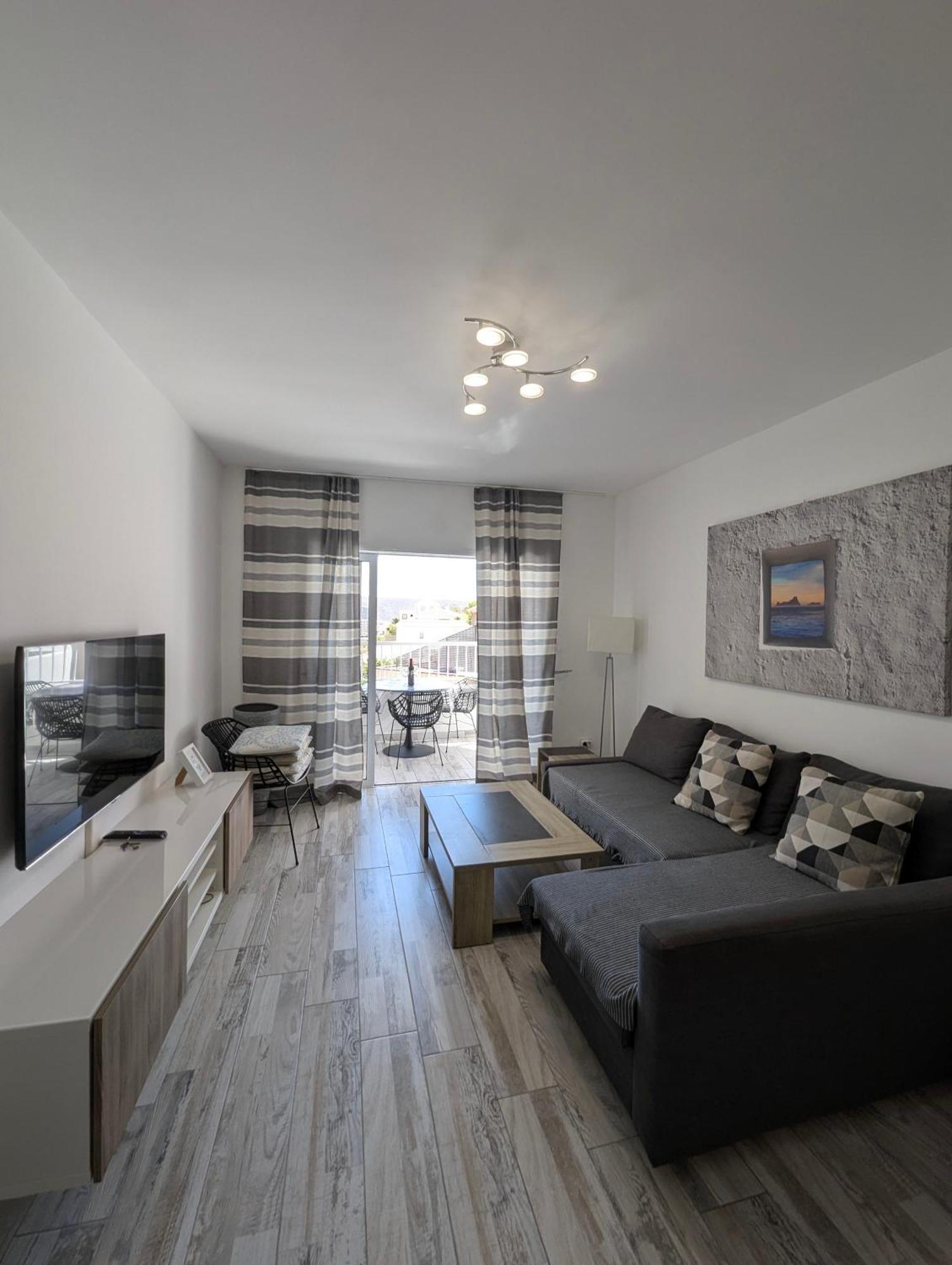 Cozy Apartment In Los Cristianos Guincho  المظهر الخارجي الصورة